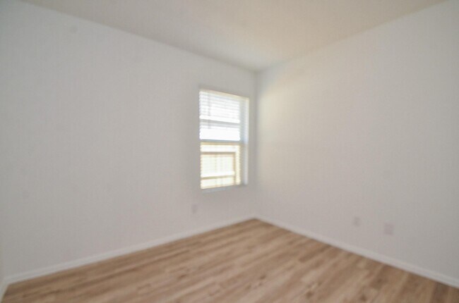 Building Photo - 18119 Rockvine Dr