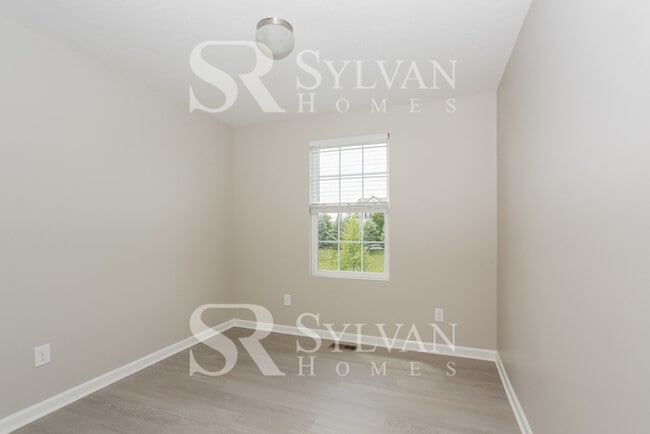 Building Photo - At Last, This Is What You Have Been Searching For!