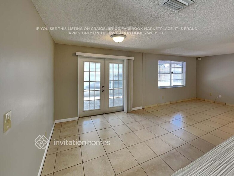 Building Photo - 16012 Sharewood Dr