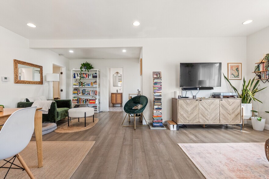 Building Photo - 529 Isabel St