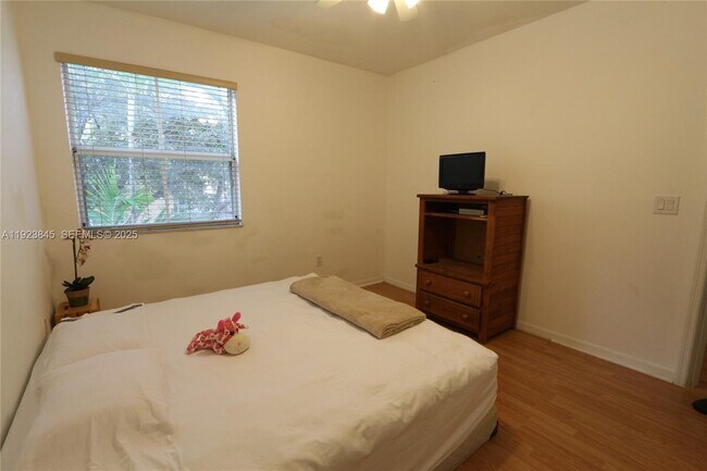 Building Photo - 15315 SW 31st Terrace