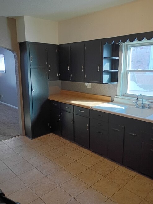 Building Photo - 1610 Poplar St