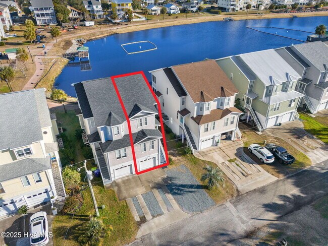 Building Photo - 314 Columbia Ave