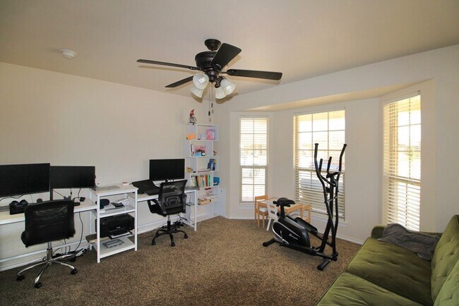 Building Photo - 1009 Griffith Ct