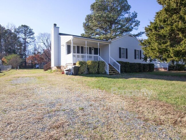 Building Photo - 7412 Pineleaf Dr