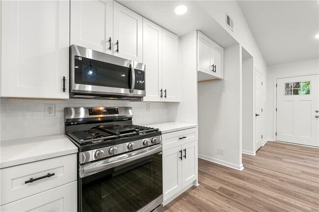 Building Photo - 1428 Muirfield Dr