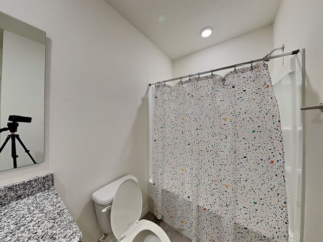 Building Photo - 1246 Lido Dr