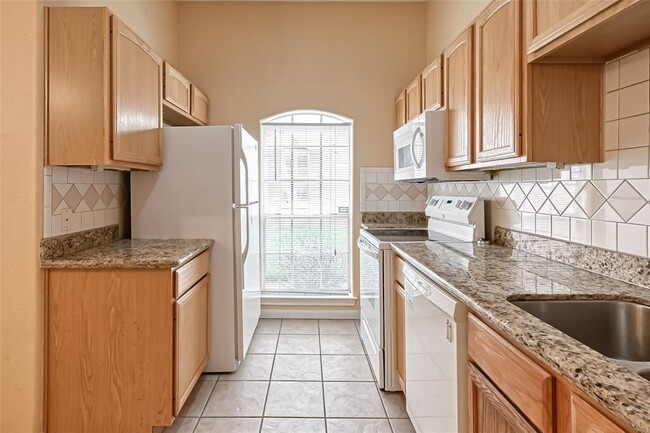 Building Photo - 2710 Grants Lake Blvd