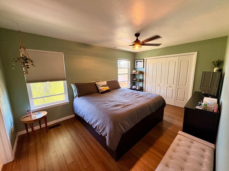 Building Photo - 5226 Estes Cir