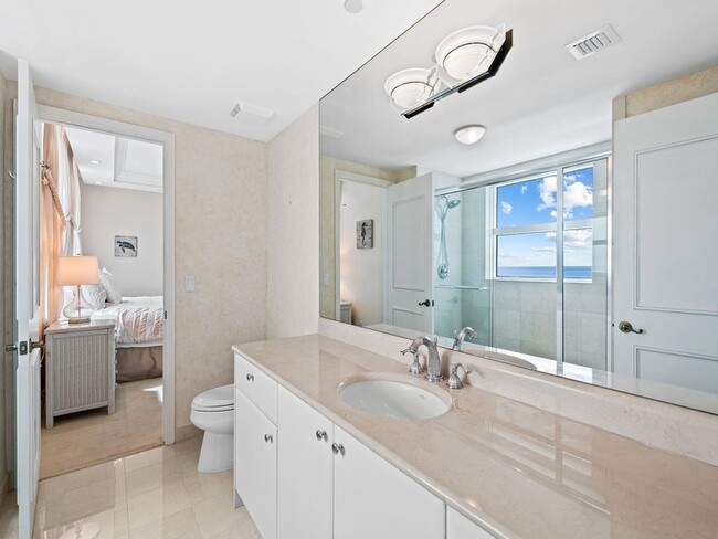 Building Photo - 2110 N Ocean Blvd
