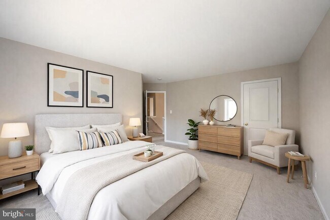 Building Photo - 12314 Tanalian Falls Ln