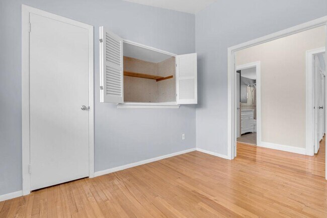 Building Photo - 61 Cornell Dr