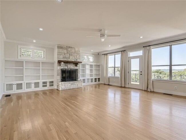 Building Photo - 267 Commons Ford Rd