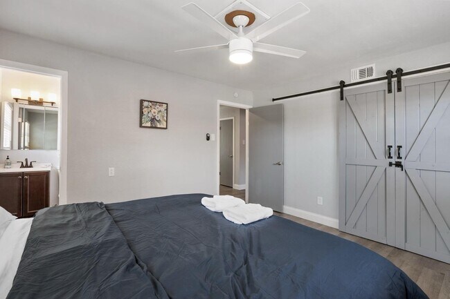 Building Photo - 4804 44th St