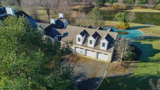 Building Photo - 1 Bluebell Rd