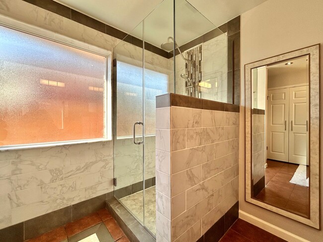 Building Photo - 14511 Cottingham Dr