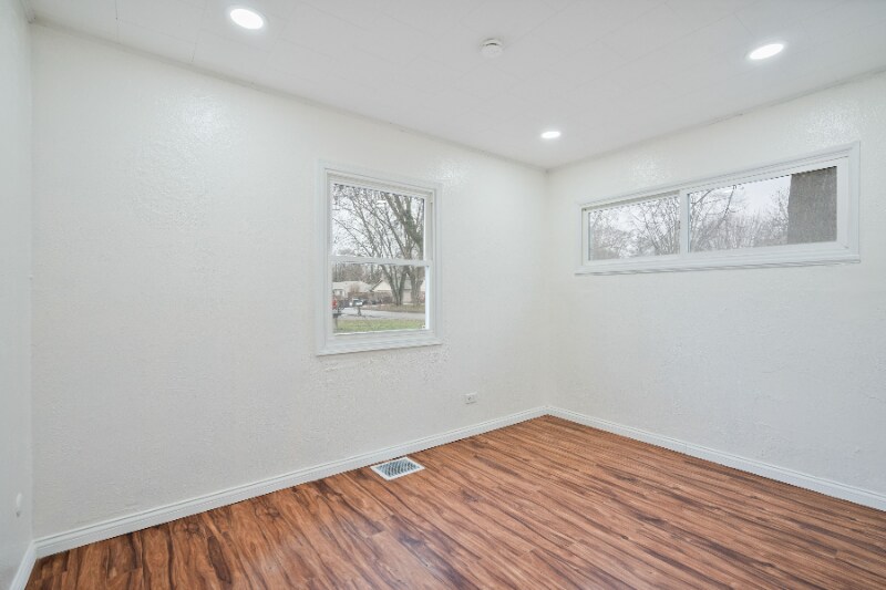 Building Photo - 2519 Walker Ave