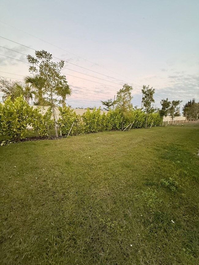 Building Photo - New Villa in Sea Cove