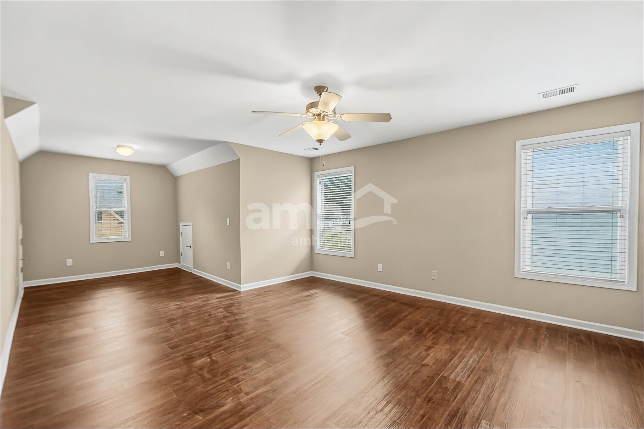 Building Photo - 492 Winter Haven Ln