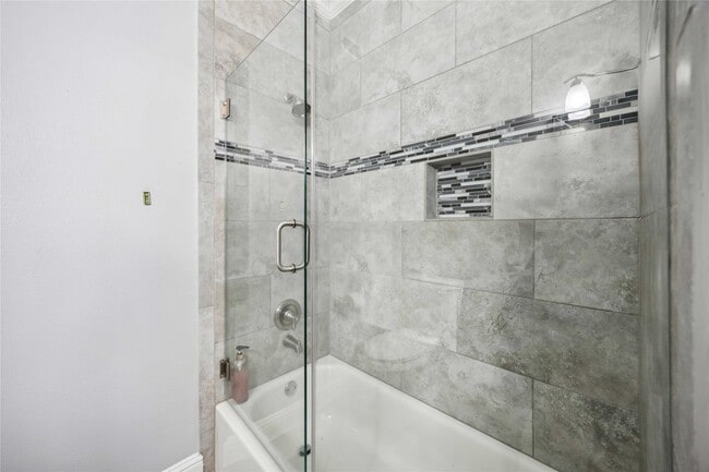 Building Photo - 3292 Holly Hall St