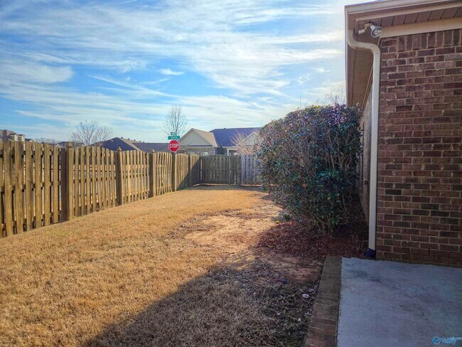 Building Photo - 44 Atherton Cir SW