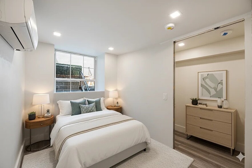 Building Photo - 167 Ludlow St