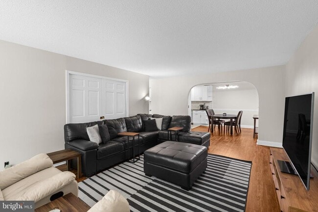 Building Photo - 7721 Tremayne Pl