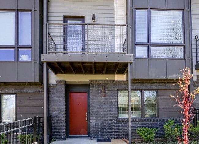 Building Photo - 1145 Kirkwood Ave SE