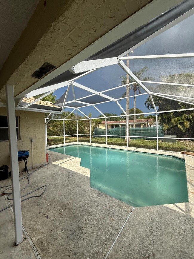 Building Photo - 2731 NW 123rd Ave