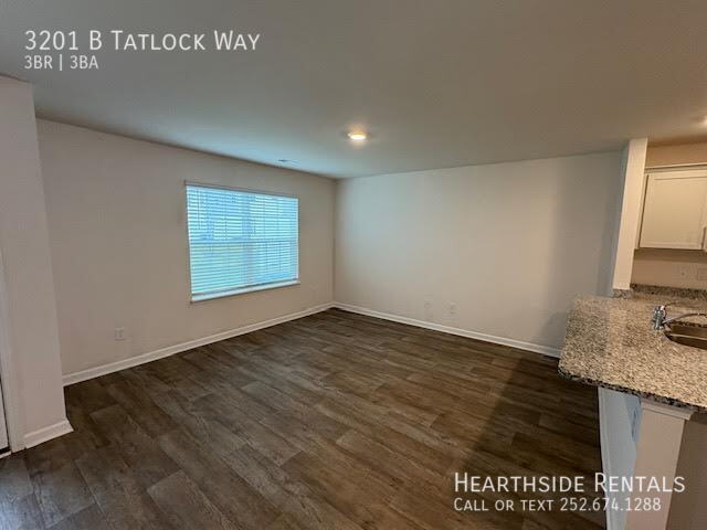 Building Photo - 3201 Tatlock Wy