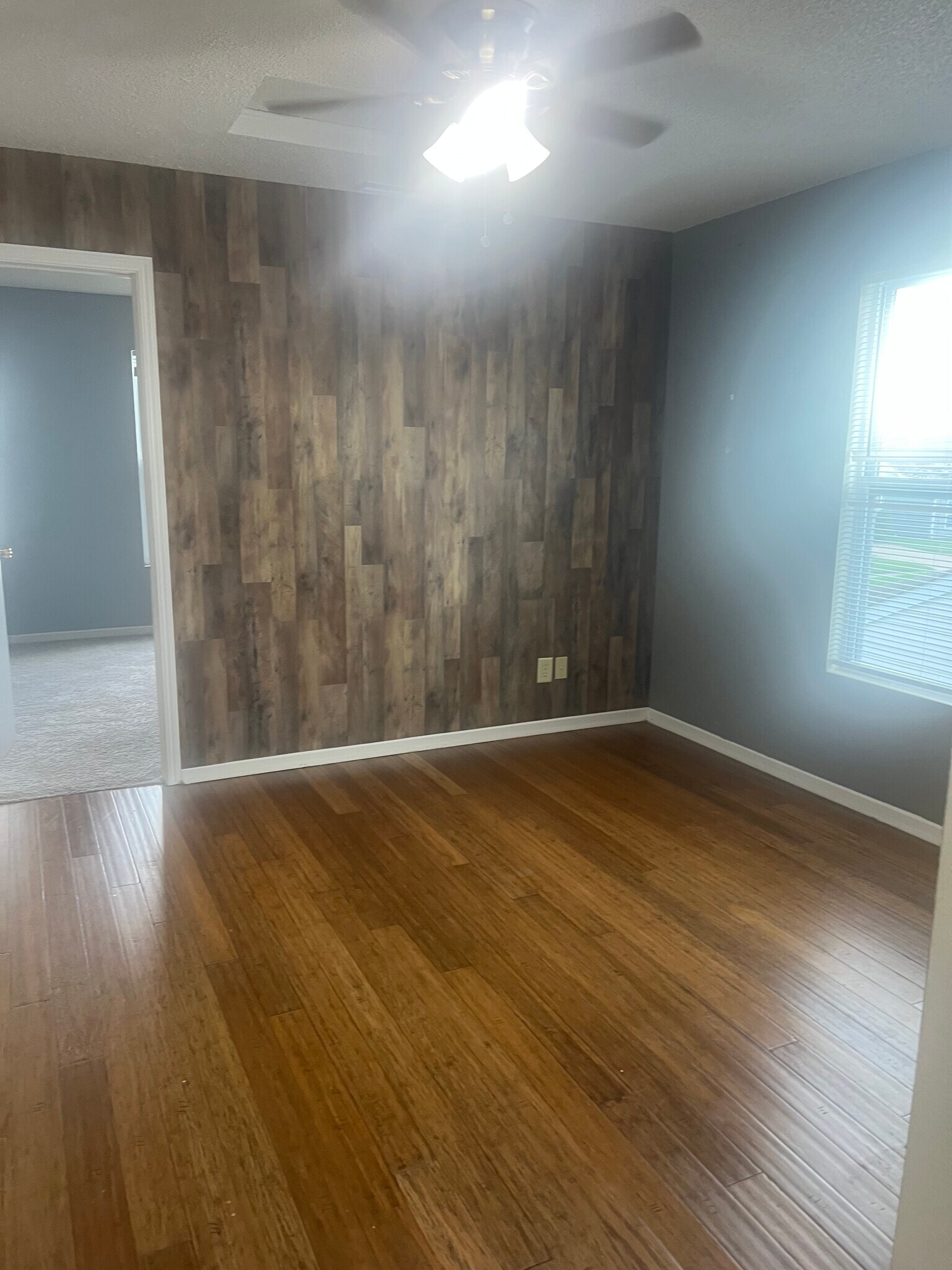 Building Photo - 8644 Hosta Way