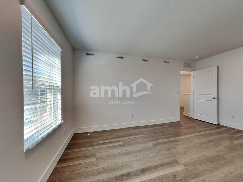 Building Photo - 5834 Astapor St