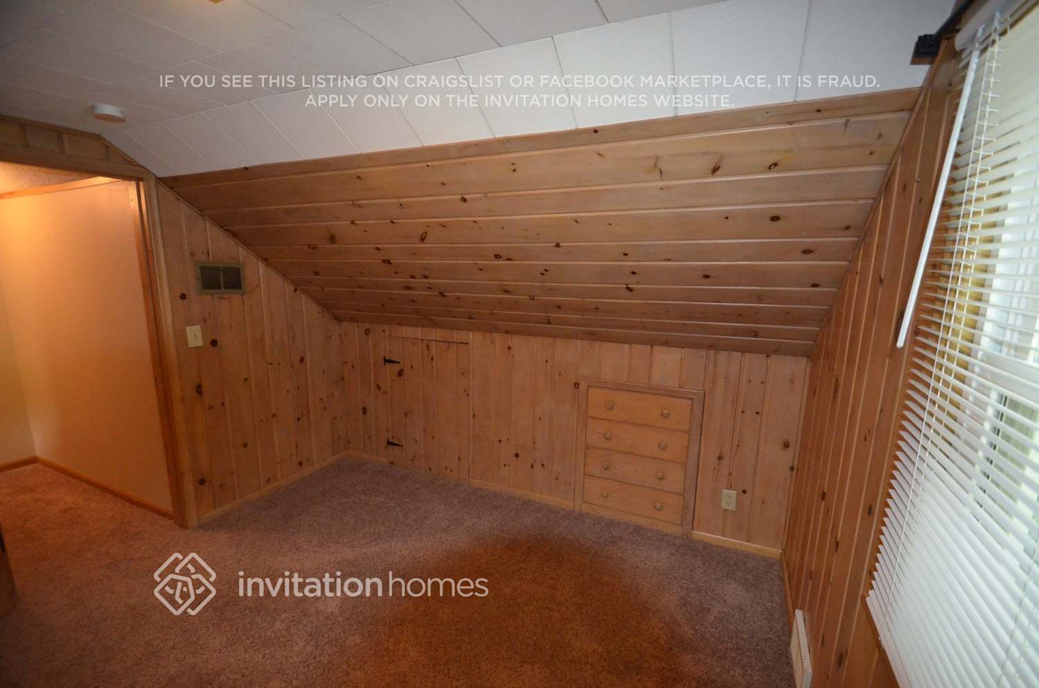 Building Photo - 3058 NE Stinson Blvd