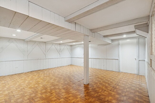 Building Photo - 2607 McDaniel Ave