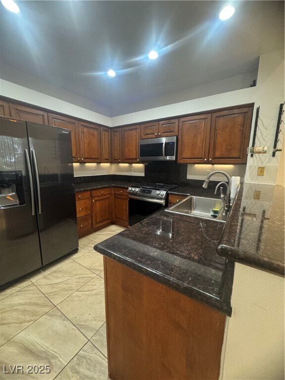 Building Photo - 5155 W Tropicana Ave