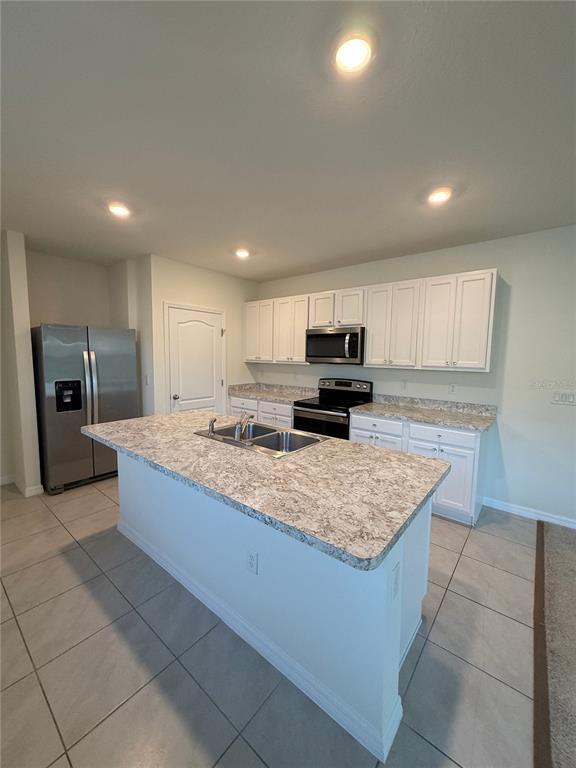 Building Photo - 1064 Andean Ln