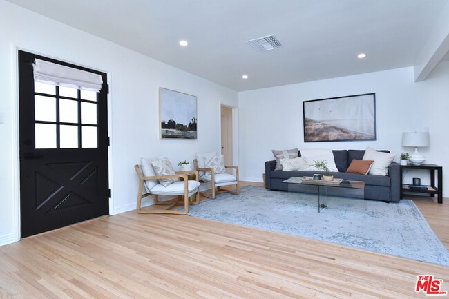 Building Photo - 6167 Costello Ave