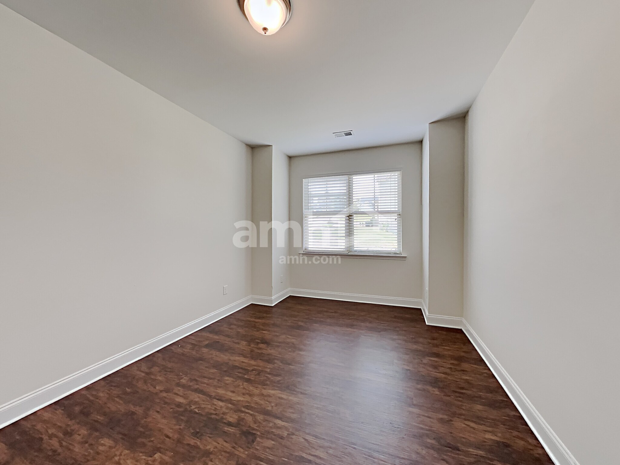 Building Photo - 453 Juniper Bluff