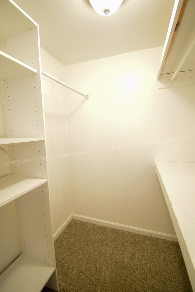 Building Photo - 824 N Garfield Ave