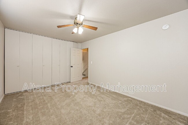 Building Photo - 3459 Springnite Dr