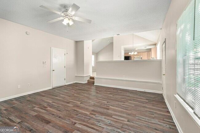 Building Photo - 3712 Salem Chapel Dr