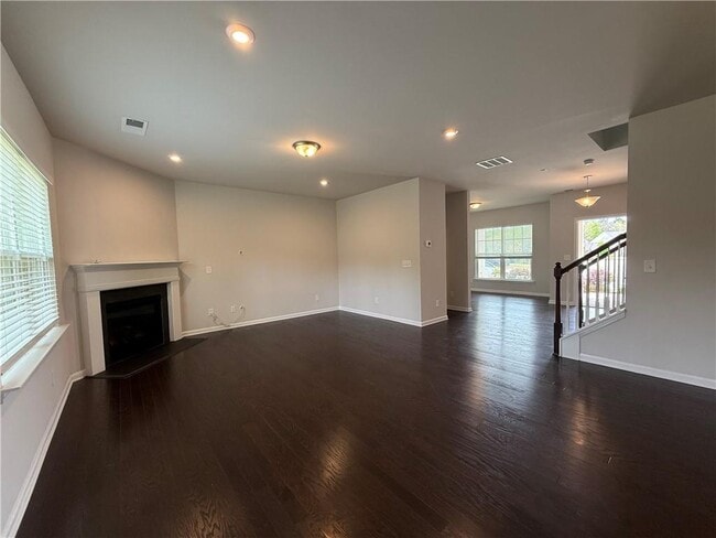 Building Photo - 5839 Wheeler Ridge Rd