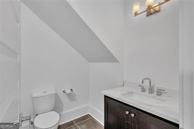 Building Photo - 1107 Briar Cove Cir