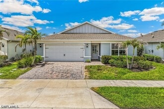 Building Photo - 42425 Cascade Dr