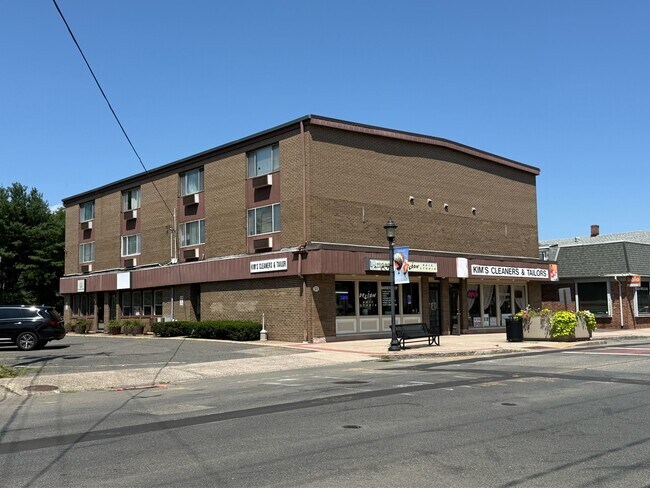 Building Photo - 51 Whiting St