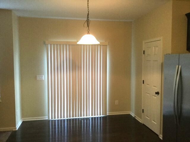 Building Photo - 8333 Parori Ln
