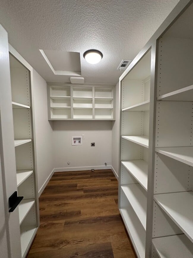 Building Photo - Updated Home with Island Kitchen, LVP Flooring, and Yard Care Included!
