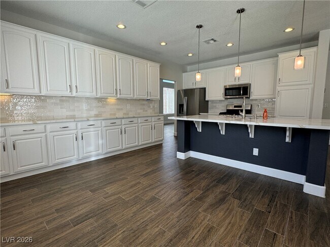 Building Photo - 2385 Quintet Ave