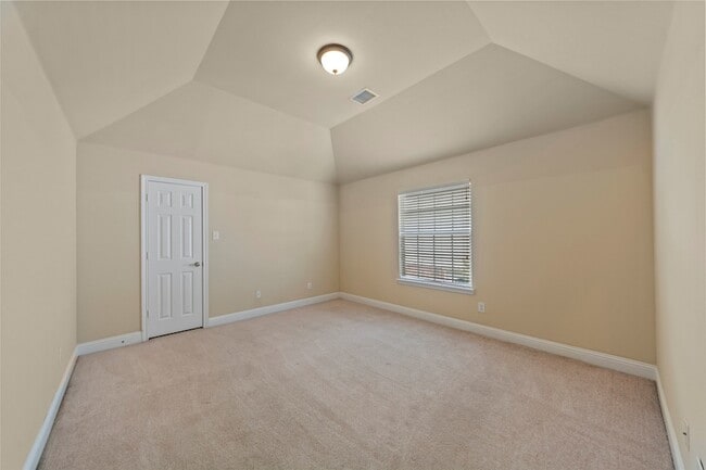 Building Photo - 6529 Abrams Dr