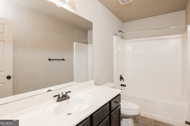 Building Photo - 1337 Avington Glen Way